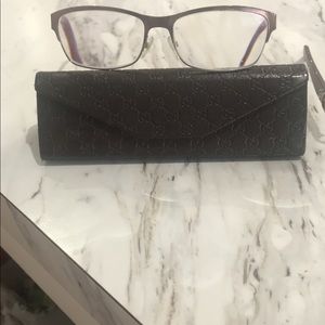 2 pair’s authentic Gucci and Dior